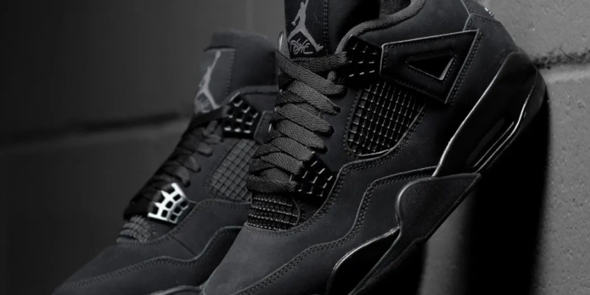 Air Jordan 4 Retro Black: Sneaker That's Always in Style