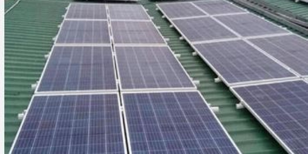 Maximizing Efficiency and Sustainability: Solar Panels for Industrial Applications